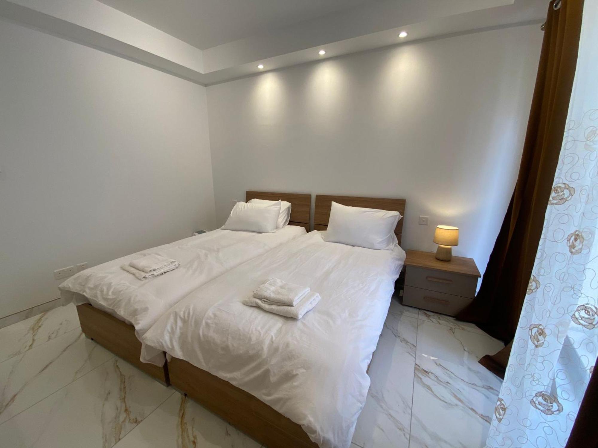 Apartamento St Julians Close To *