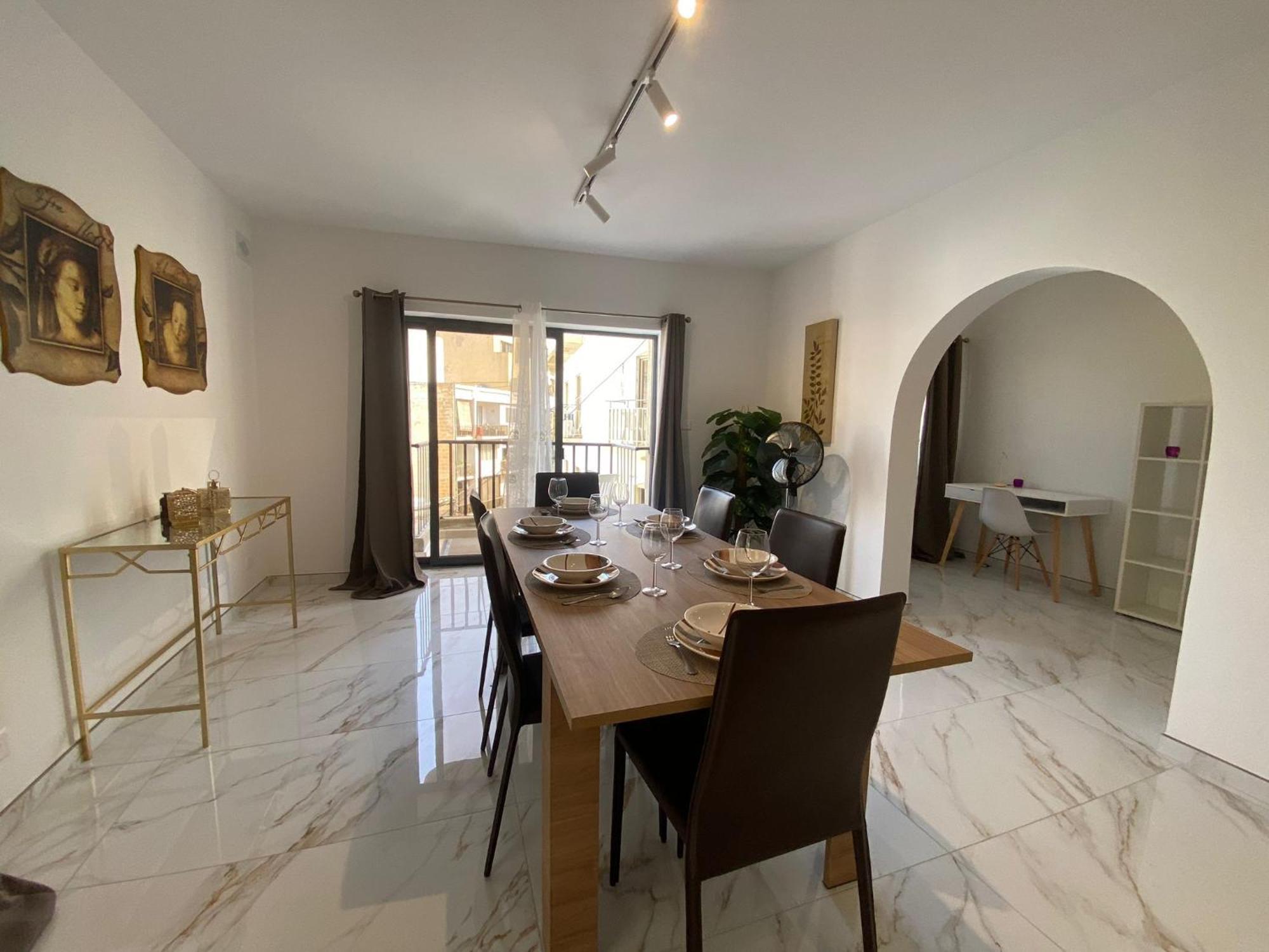 St Julians Close To Apartamento *